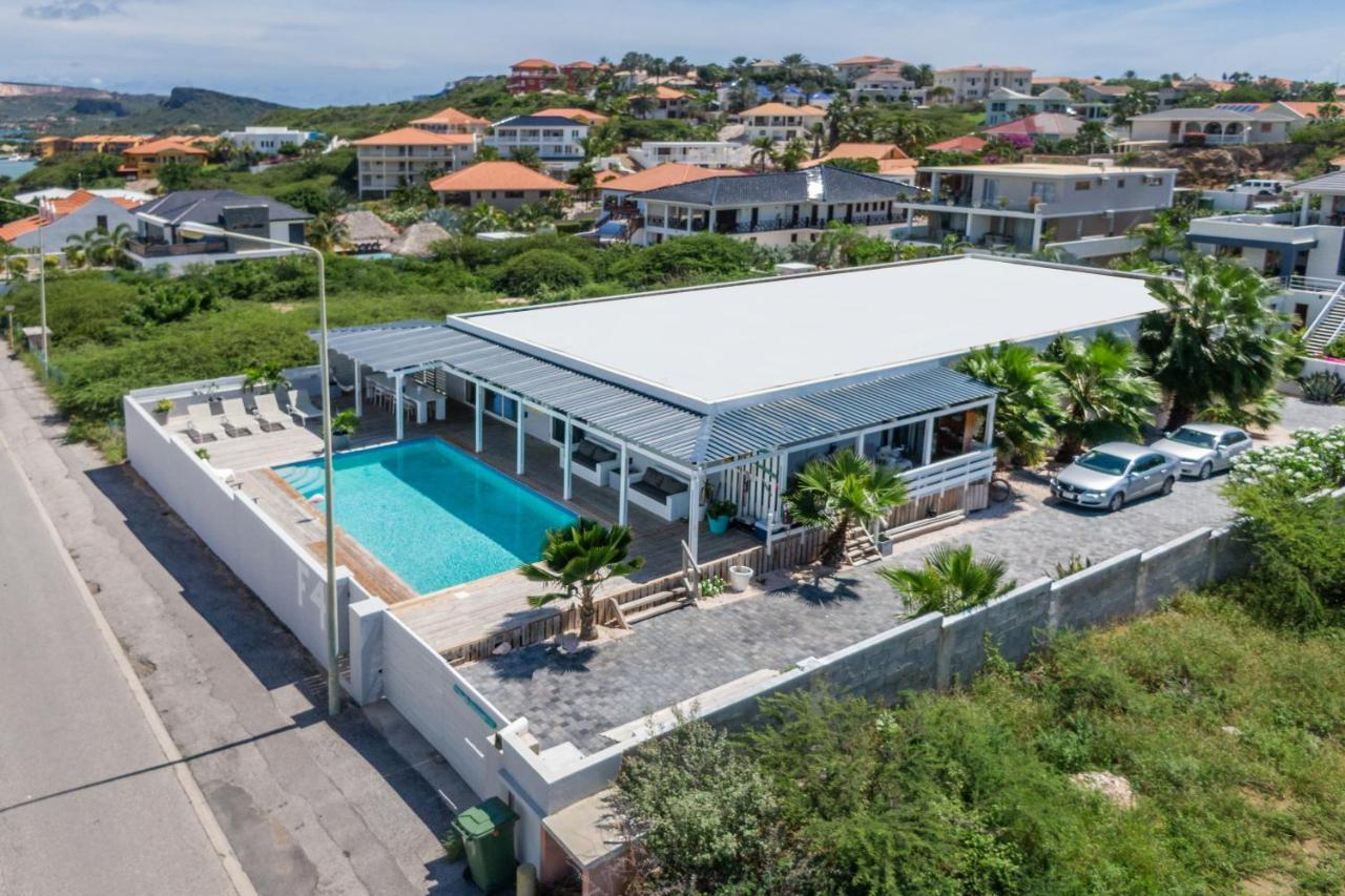 Villa Vermaire Apartments 빌렘스타트 외부 사진
